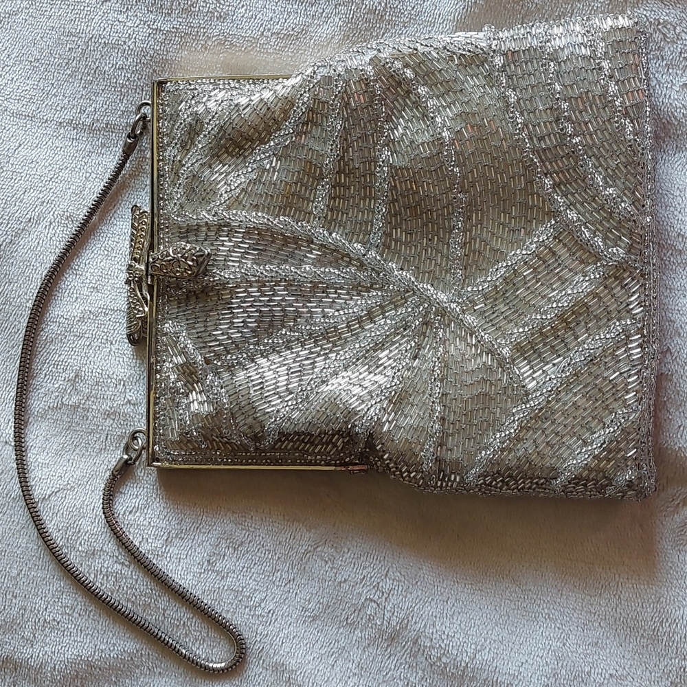Vintage beaded hand bag purse with dragonfly closure READ